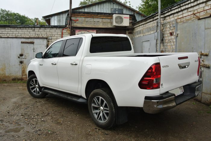 Hilux-11